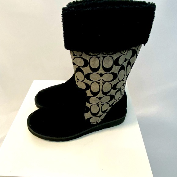 Coach Pull on Canvas Boots - Picture 5 of 9